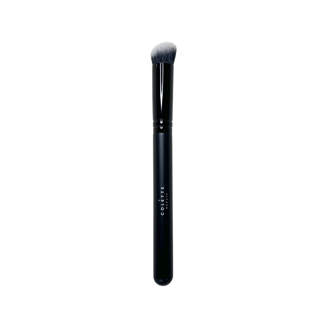 Large Blurrer Brush – The perfect Makeup Brush for you, by Colette-Beauty