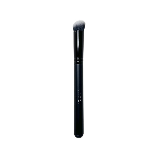 Large Blurrer Brush – The perfect Makeup Brush for you, by Colette-Beauty