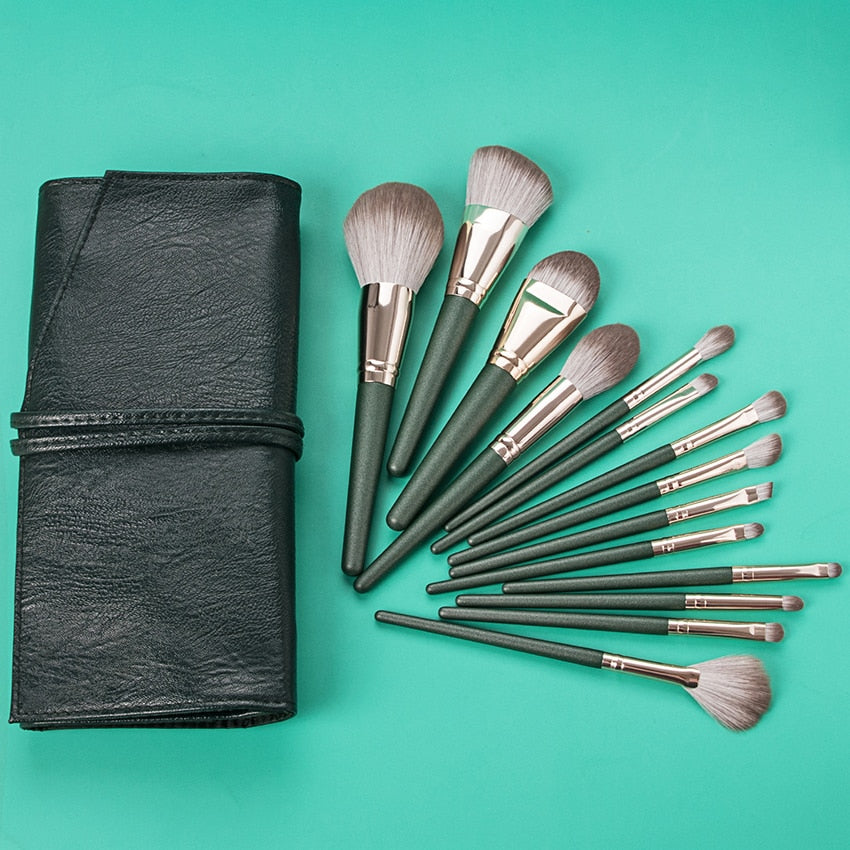 14pcs Green Cloud Makeup Brushes Cosmetics Tools Set Wooden Handle – The perfect Makeup Brush for you, by S.P. Beauty