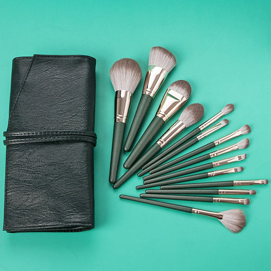 14pcs Green Cloud Makeup Brushes Cosmetics Tools Set Wooden Handle – The perfect Makeup Brush for you, by S.P. Beauty